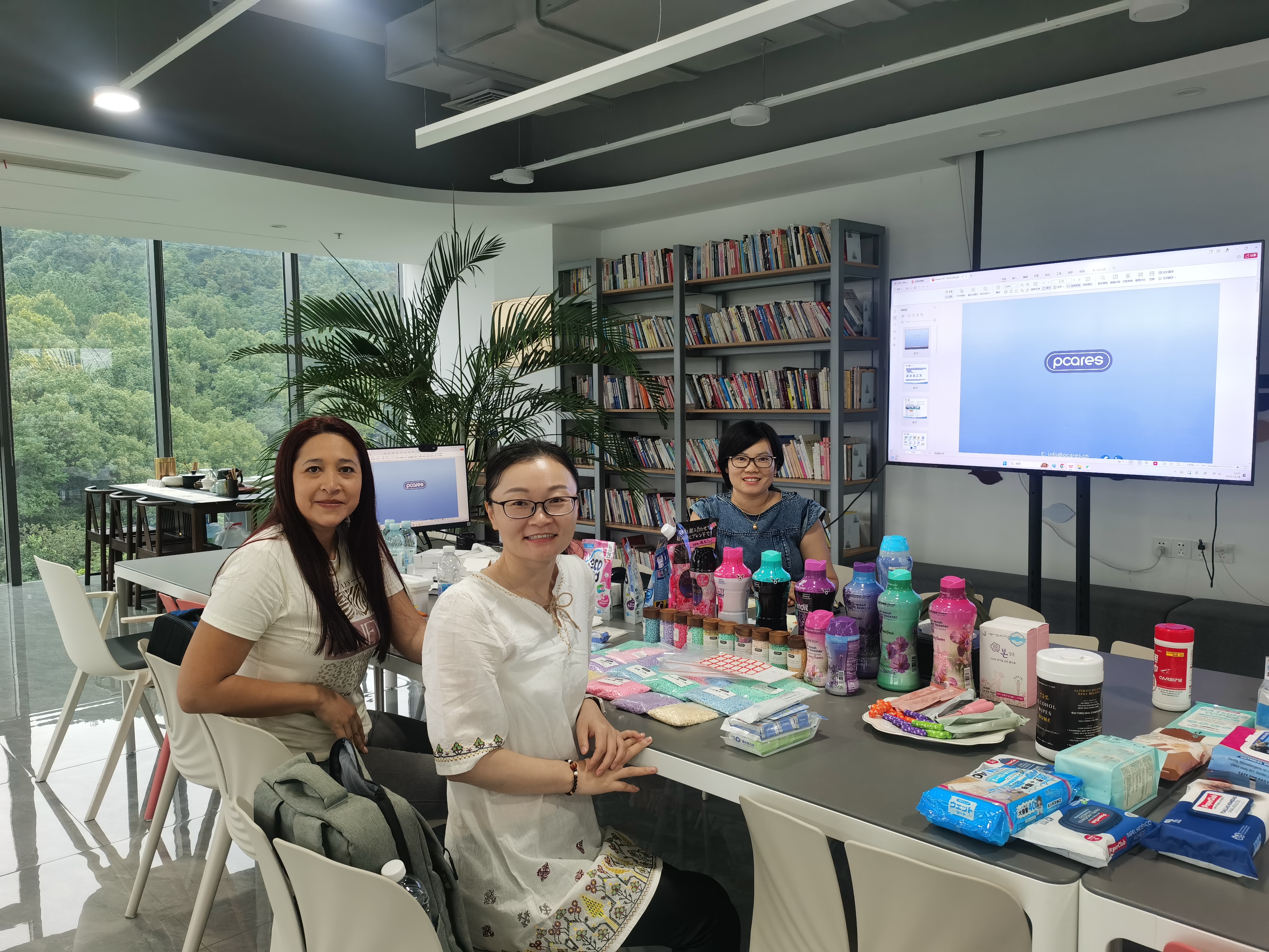 Chilean Clients Are Coming To PCARES To Discuss Cooperation.